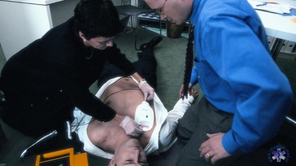 Automatyczna defibrylacja - AED
