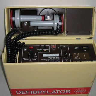 Defibrylator TEMED