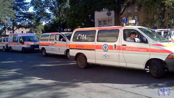 Hungarian emergency service-7
