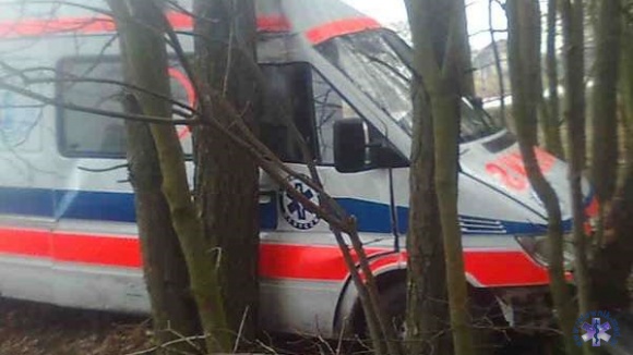 Wypadek karetki na trasie Gródki-Wysoka-2