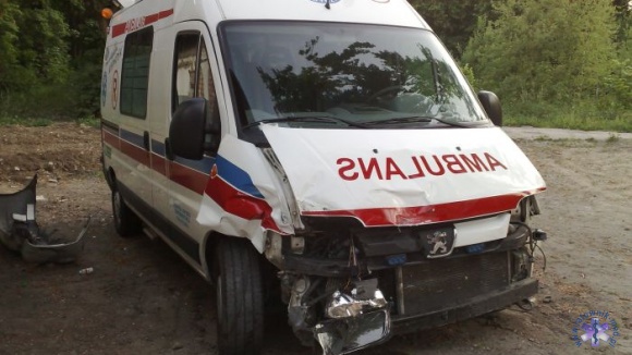 Ambulans po wypadku