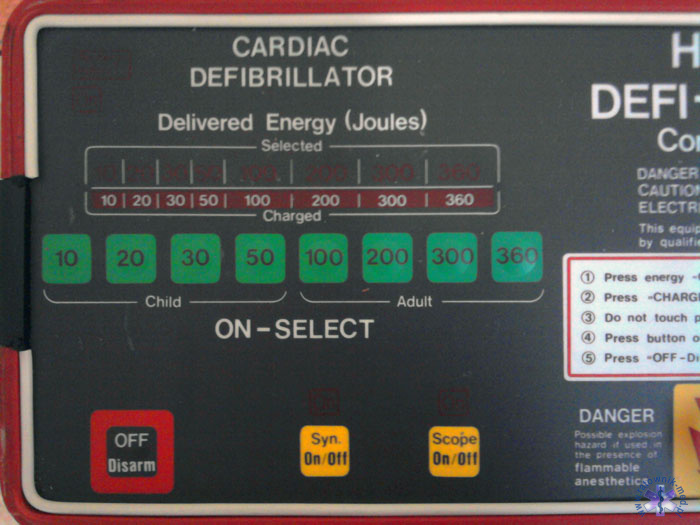 Defibrylator DEFI CARD Combi II