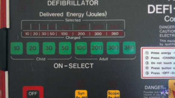 Defibrylator DEFI CARD Combi II