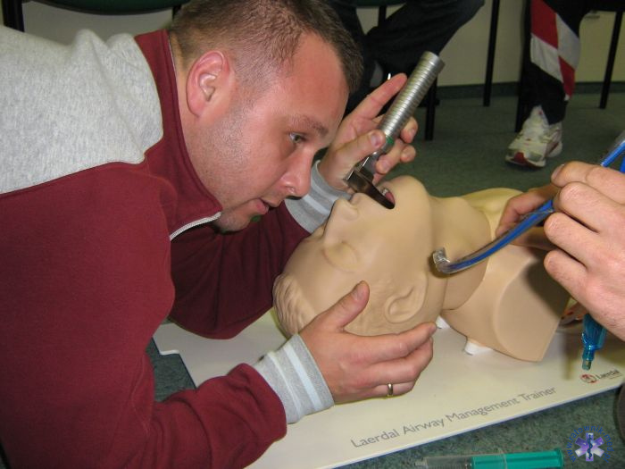 Kurs doskonalący dla ratowników medycznych - Szczecin 2008