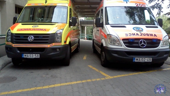 Hungarian ambulance service-2