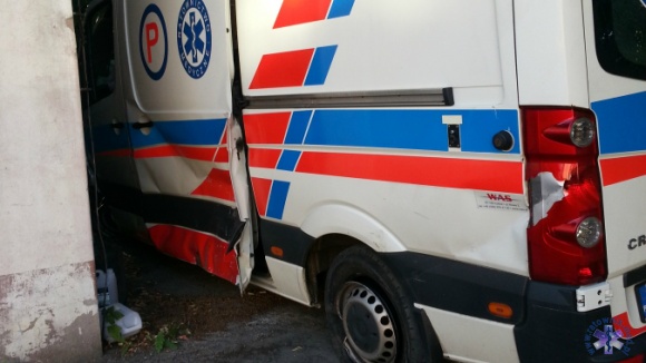 Wypadek karetki - Oleśnica-3