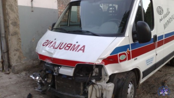 Ambulans po wypadku